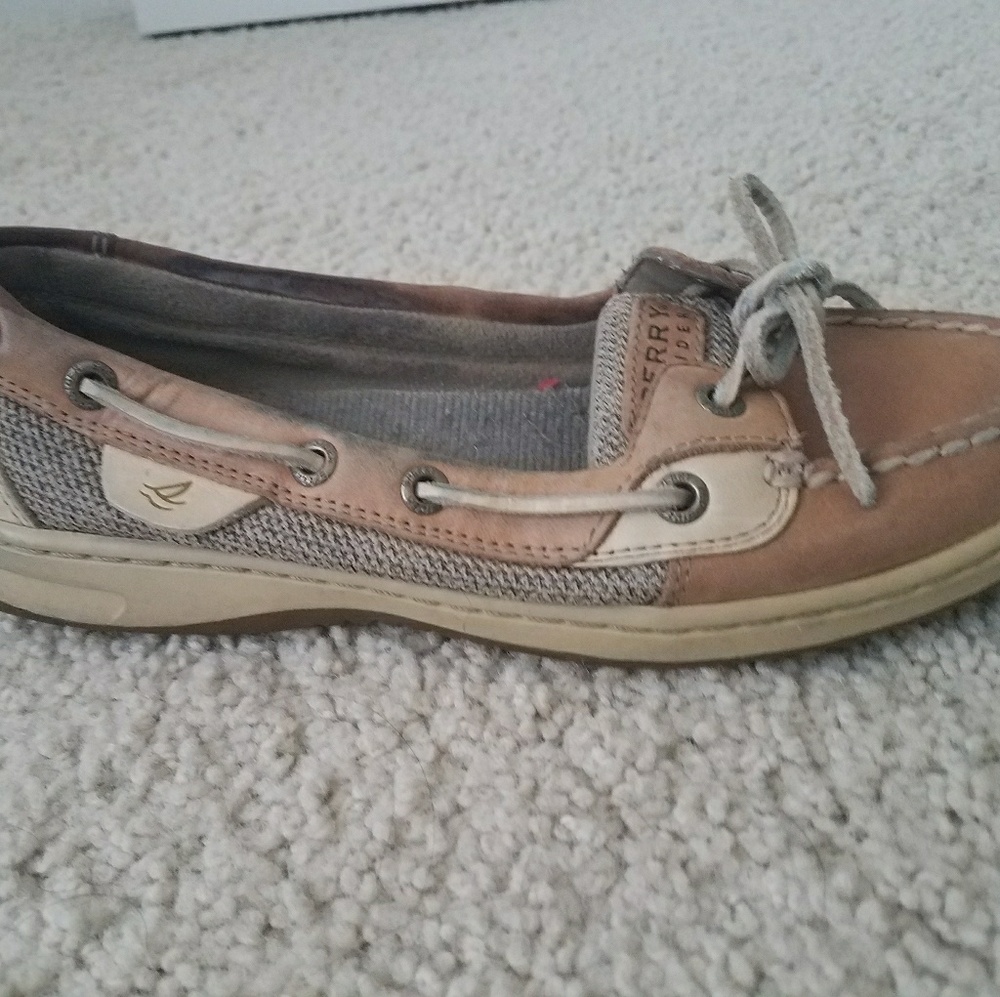 Sperry's - Picture 2 of 4
